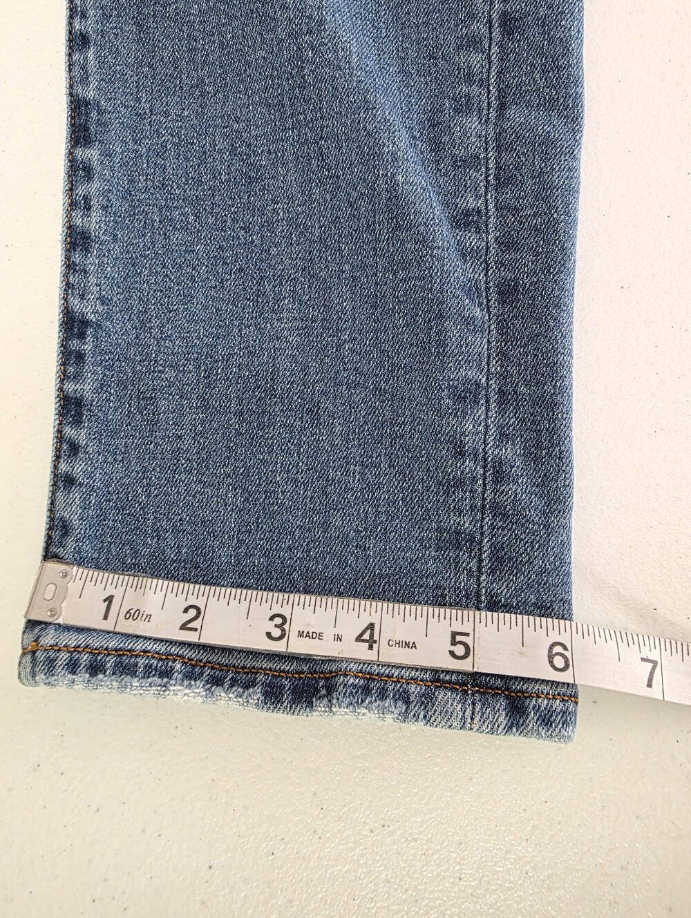 Joe's Jeans The Rhys Athletic Slim Jeans Men's 31x32 Medium Wash Stretch - Picture 8 of 12